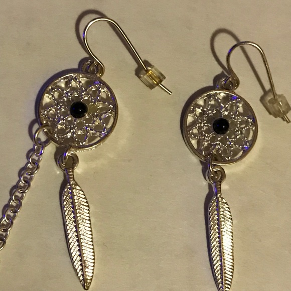 Silver Dreamcatcher Earring and Cuff - Picture 4 of 5